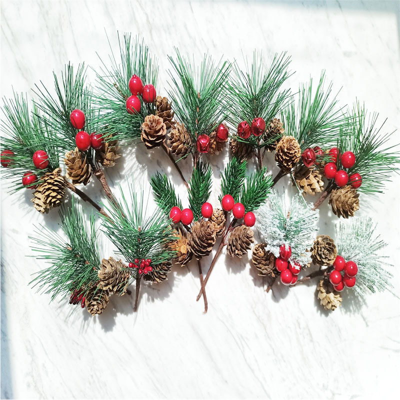 Red Fruits Son Christmas Flower Ring Emulation Pine Needle Pine Flowers Bouquet Handmade Home Wedding Celebration DIY Decorative Material Gadget