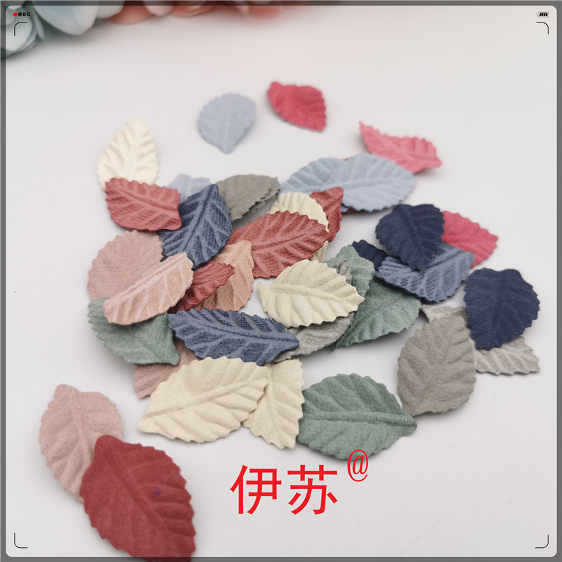 3cm Breaking Hole with Chapter Breaking Hole Hair Accessories Cloth clothing Decorative Pants Sticking Leaves Cloth handmade DIY accessories Red