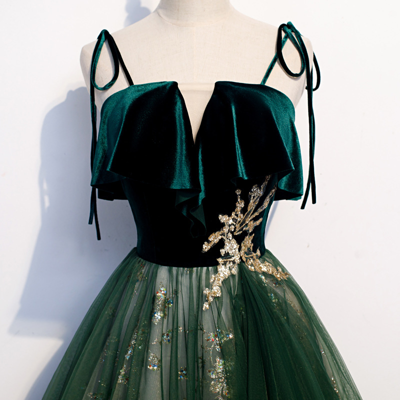 Green summer evening dress for princess, long skirt Green summer evening dress for princess, long skirt