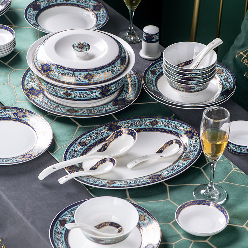 Palace Eurostyle Ceramic Bowls Cutlery Cutlery Sets Small Lavish Bone China Porcelain Cutlery Cutlery Dish Set Household Bowls Tray Soup Bowl Composition