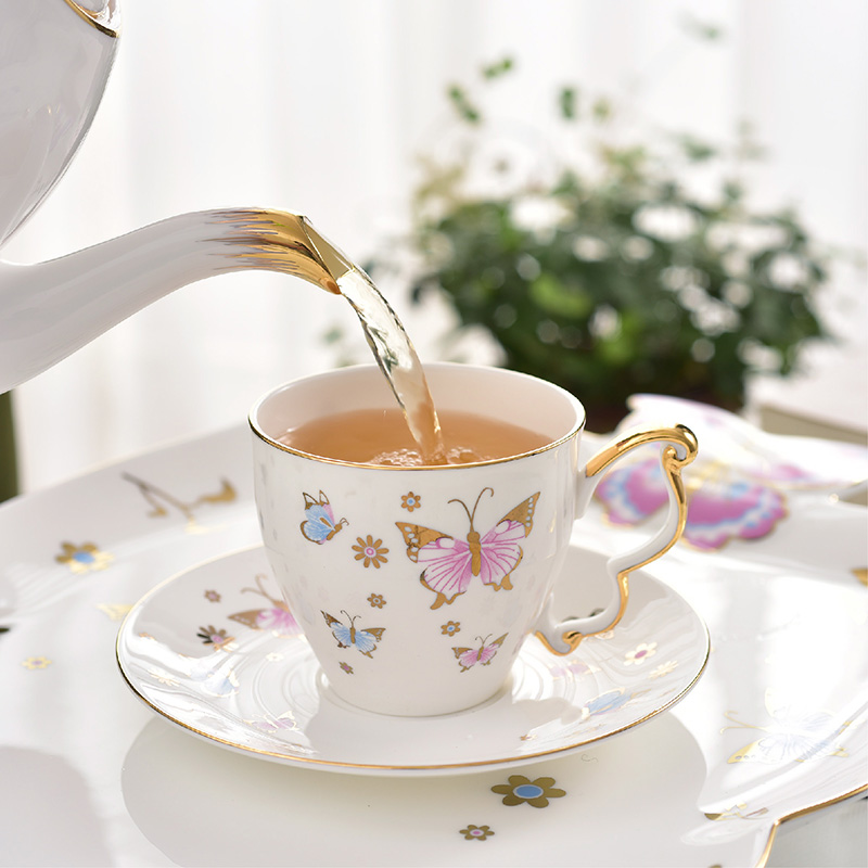 Butterfly up phnom penh ipads porcelain small European - style key-2 luxury coffee tea set with cups and saucers teaspoons of British marriage afternoon with the teapot