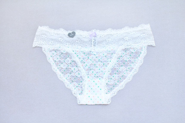 Any 4 08 European and American polka dot lace mesh transparent sexy underwear ladies breathable briefs pure cotton crotch