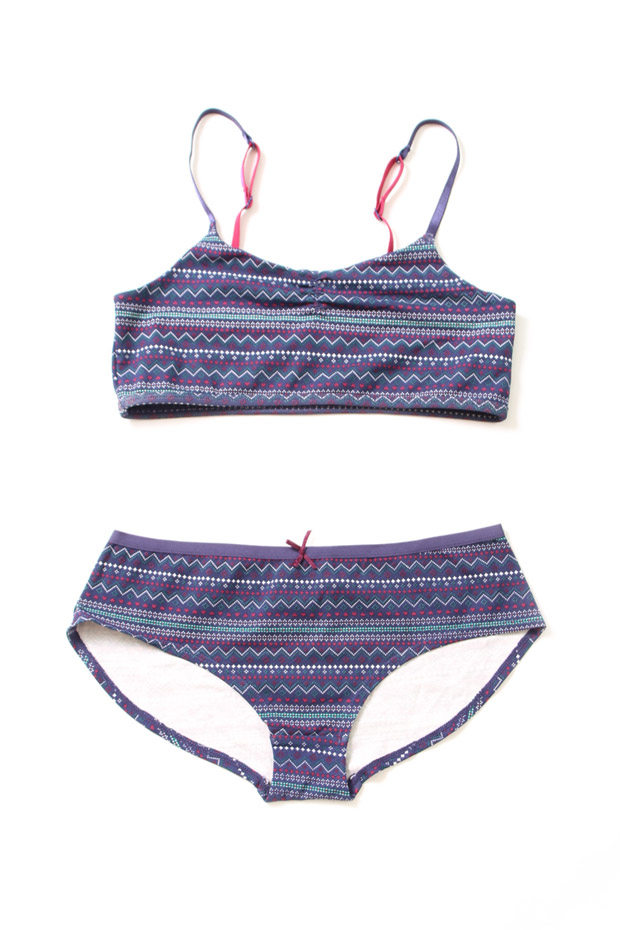 04 American girls'underwear for girls' underwear for small vest students' development of pure cotton girl girl without steel ring bra underpants suit