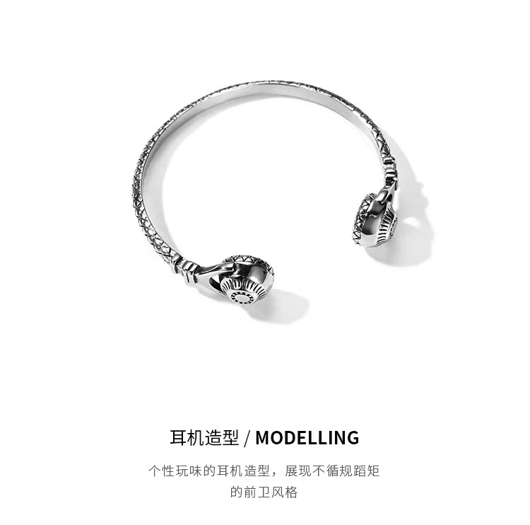 ZEROLINE thủy triều thương hiệu sáng tạo tai nghe retro đeo tay nam hipster cá tính Phiên bản Hàn Quốc của thép titan độc đoán mạng trang sức tay đỏ thạch anh tóc vàng