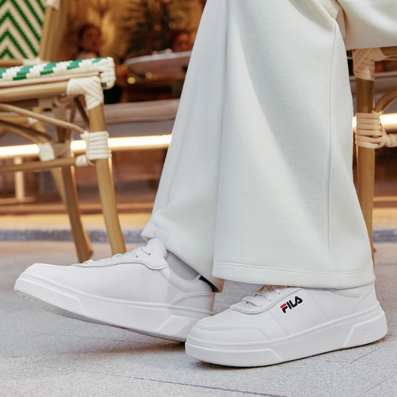 Fila White Sneakers Women's Classic Versatile Sneakers 2025 New Women's Shoes Men's Shoes White Sports Shoes