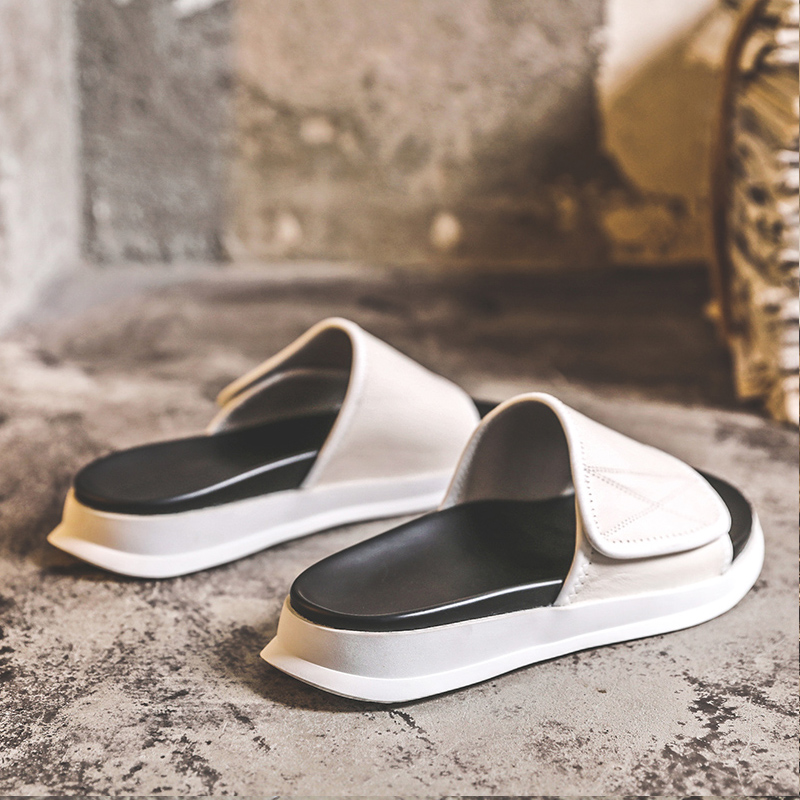 Hong Kong Supreme slippers men's tide summer outdoor beach net red one word drag men's sandals and slippers