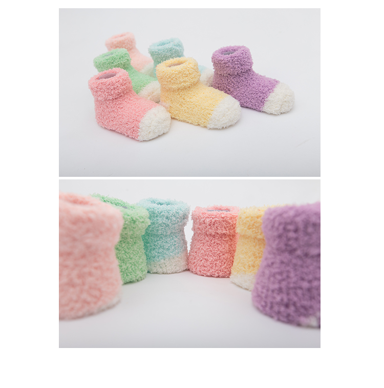 Mùa thu và mùa đông em bé nhung san hô ấm cho trẻ em vớ ngủ Siêu mềm cotton dày một nửa vớ nhung tất sơ sinh