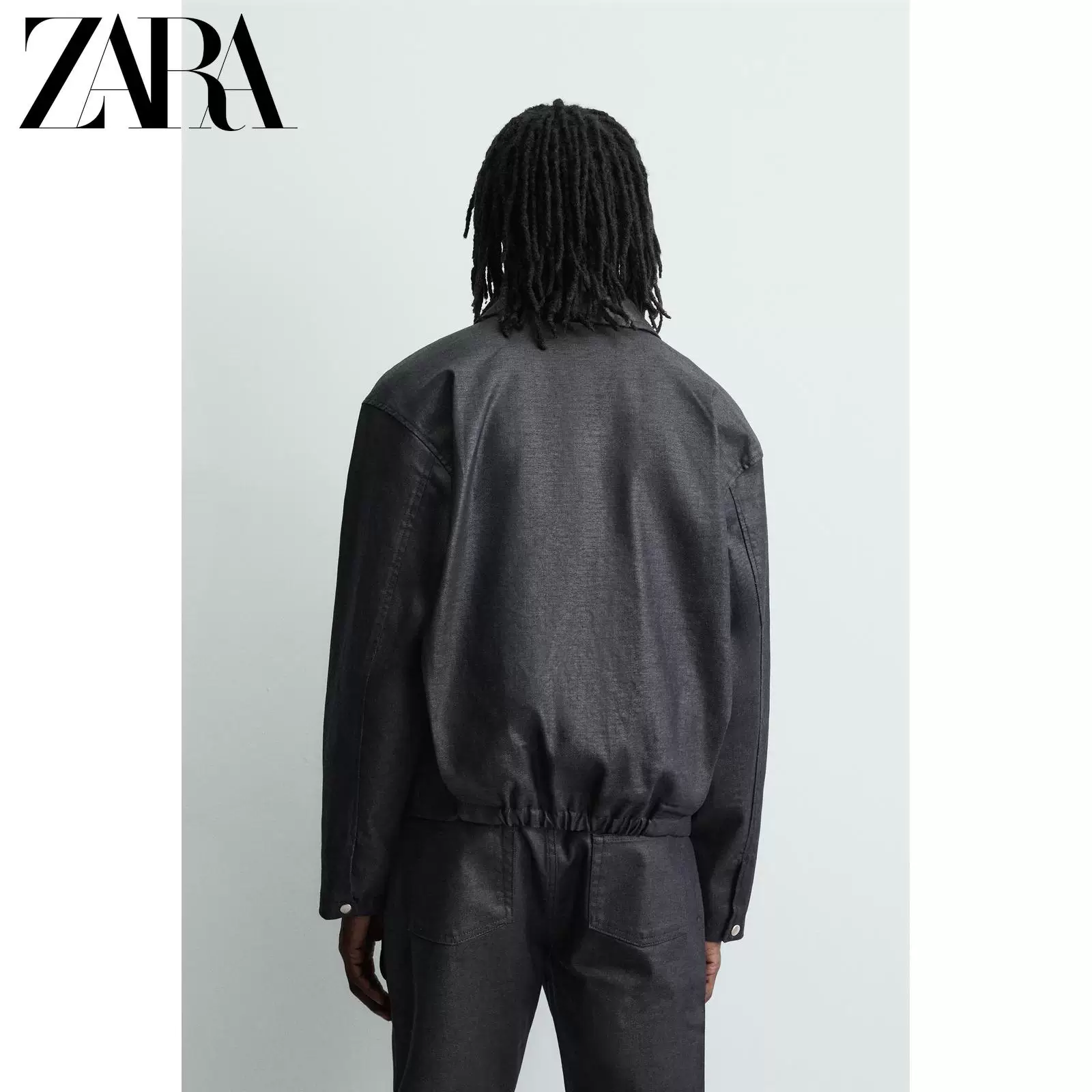 ZARA 2025 зимние новинки мужская куртка-бомбер с заклепками прямого кроя и молнией 0840391 400