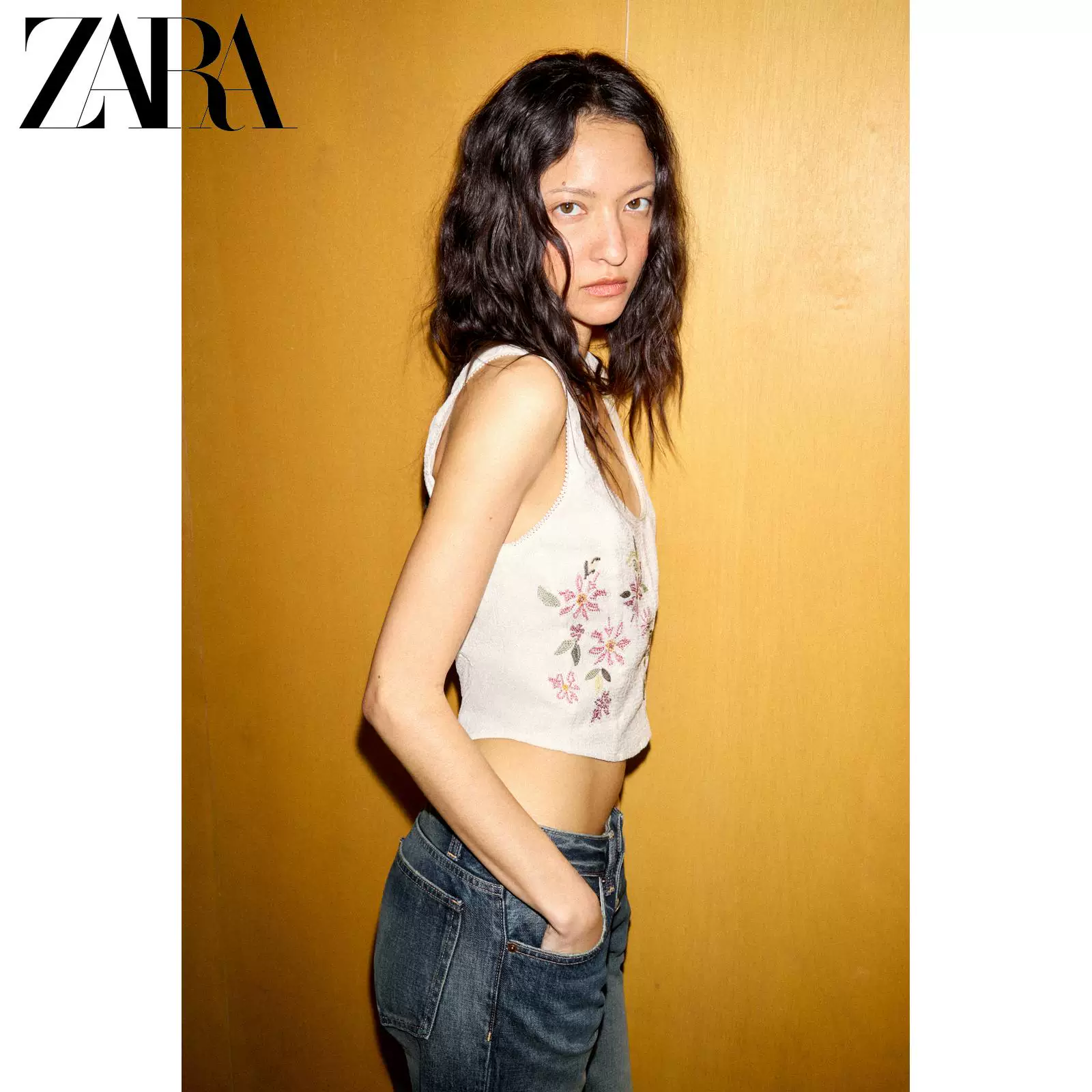 КОРСЕТНЫЙ ТОП (ZARA) Вышитый текстурный, круглый вырез, широкие бретели, 100% полиэстер