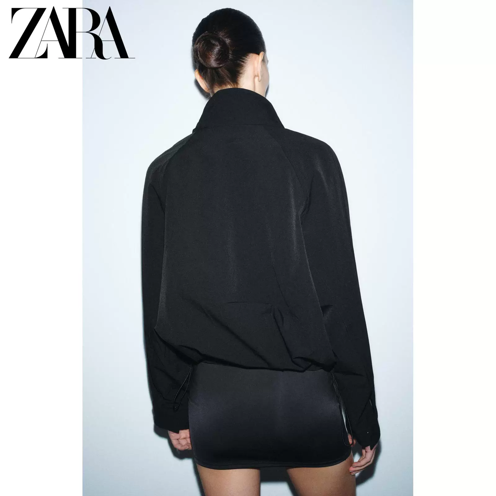 ZARA новинки весна-лето 26 Женская женская куртка-бомбер с высоким воротом и молнией 4813305 800