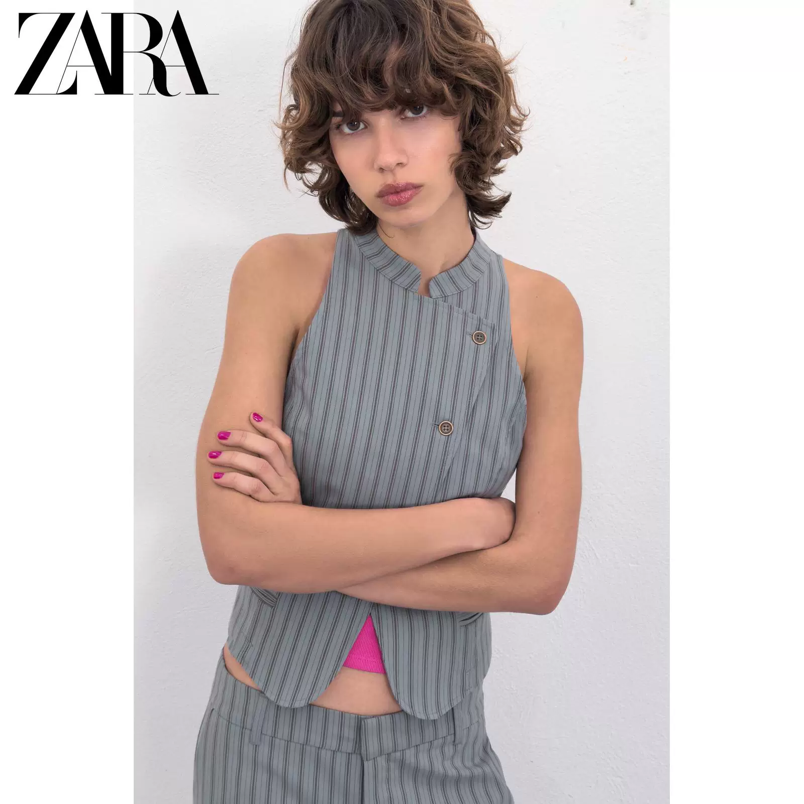 ZARA 2026 весна-лето новая коллекция TRF Женский безрукавка с круглый воротник и два ряда пуговиц в полоску 2010731 485
