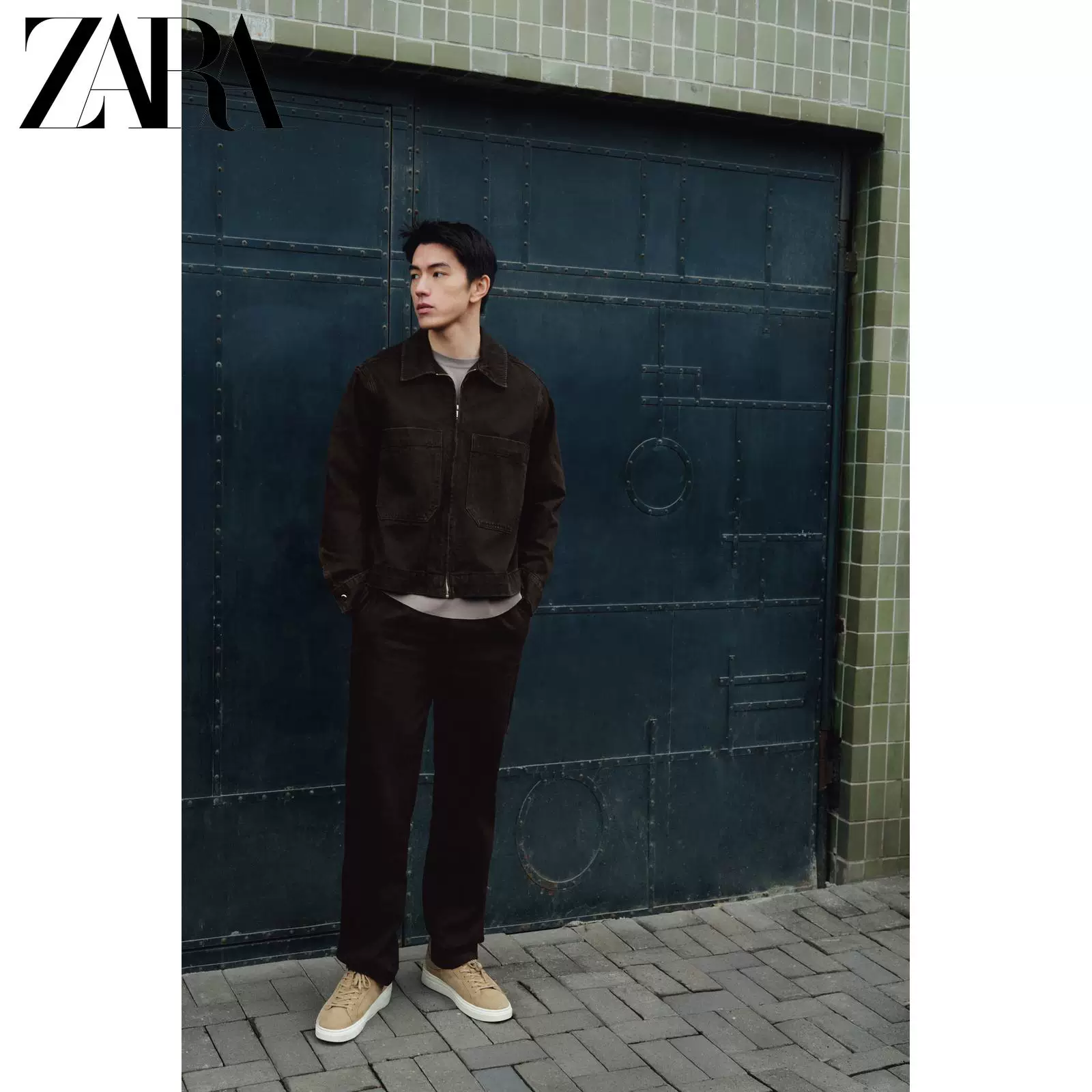 ZARA 2026 весна-лето новые поступления мужская укороченная хлопковая куртка с карманом декоративная структурная 0840480 700