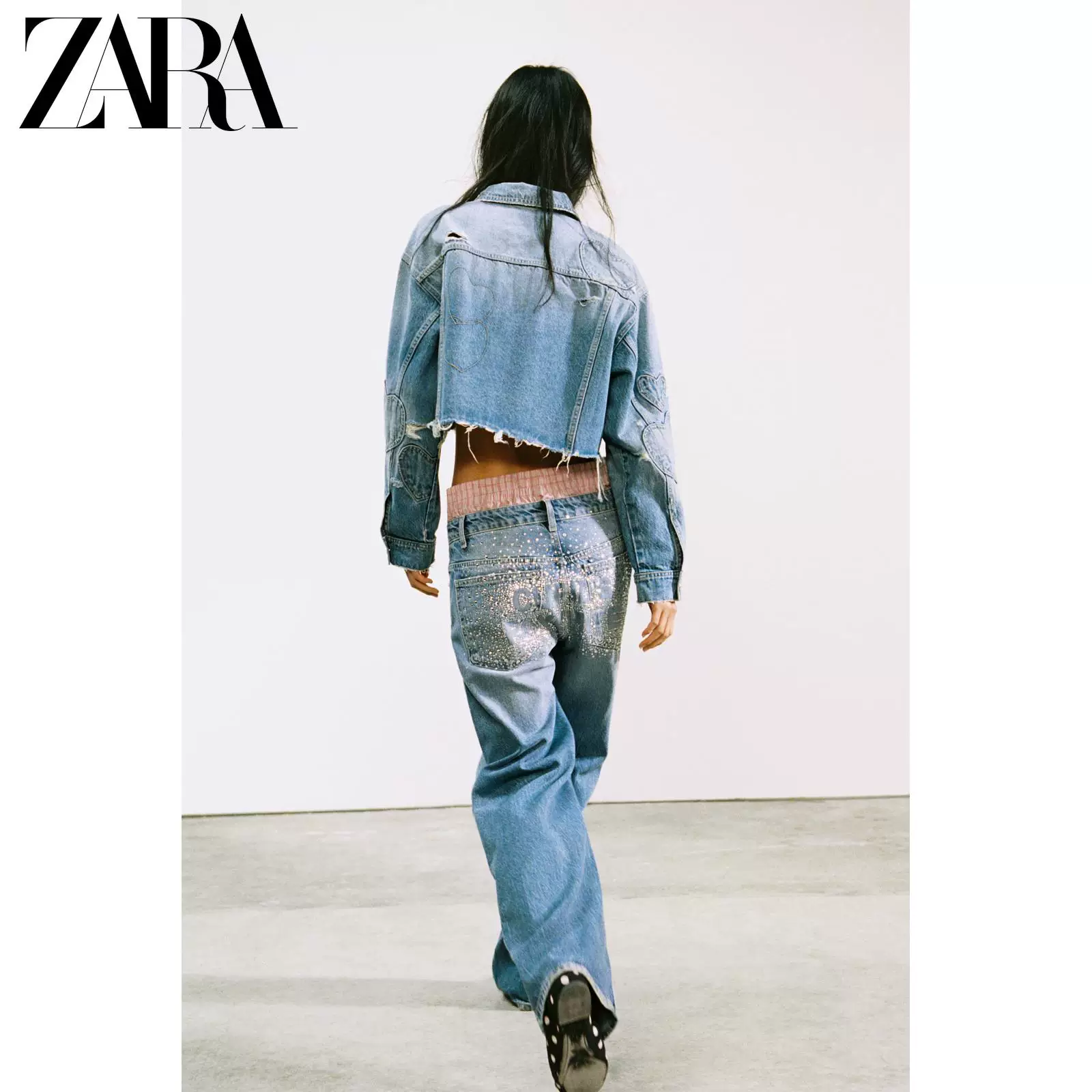 ZARA 26 весна-лето новые поступления TRF женская джинсовая куртка с формой сердца 0695073 400