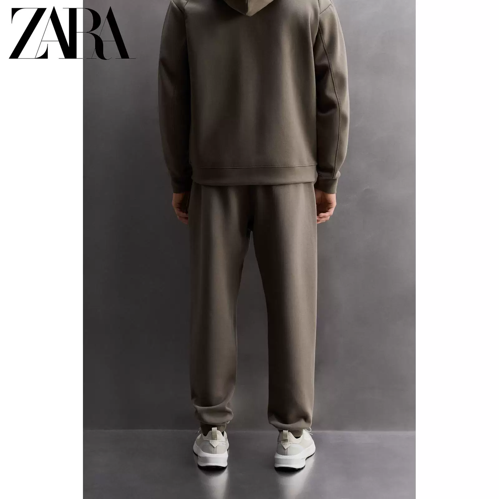 ZARA 2025 осень новые спортивные серии мужские штаны с молнией из технической ткани 8574330 711