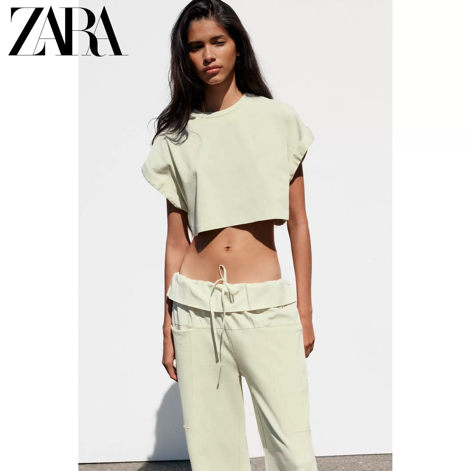 ZARA 2026 весна-лето новые товары Женская футболка с коротким рукавом и круглым вырезом, slim fit, повседневная стиль сплайс, 3253362