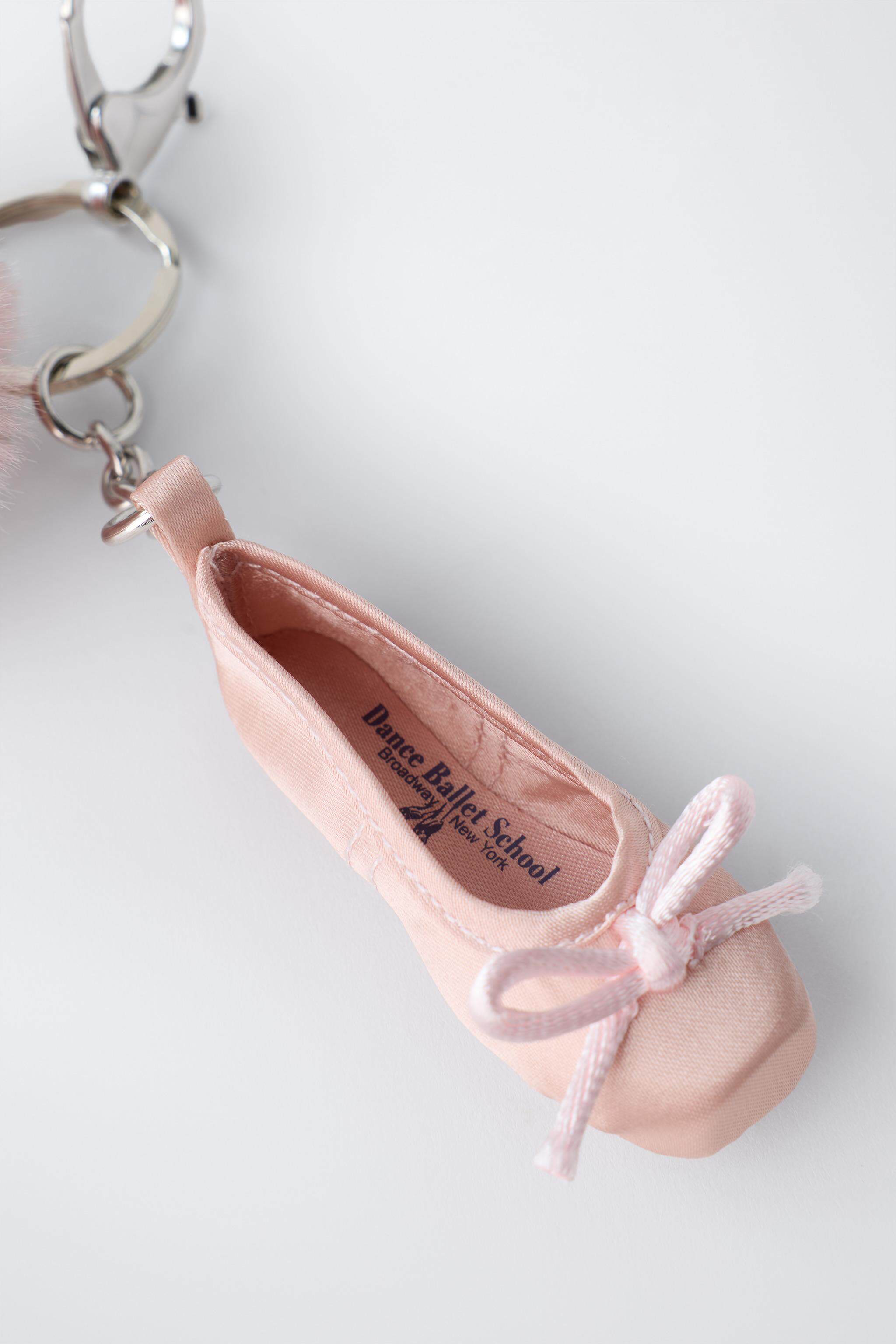 Брелок zara2026春夏新品 芭蕾舞鞋钥匙包 2326652 622