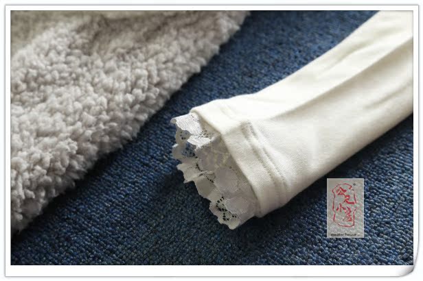 Châu Âu độc thân phụ nữ dịch vụ nhà mùa đông phù hợp với yếm lông cừu san hô + áo len cổ áo cao có thể được mặc đồ bộ mặc nhà