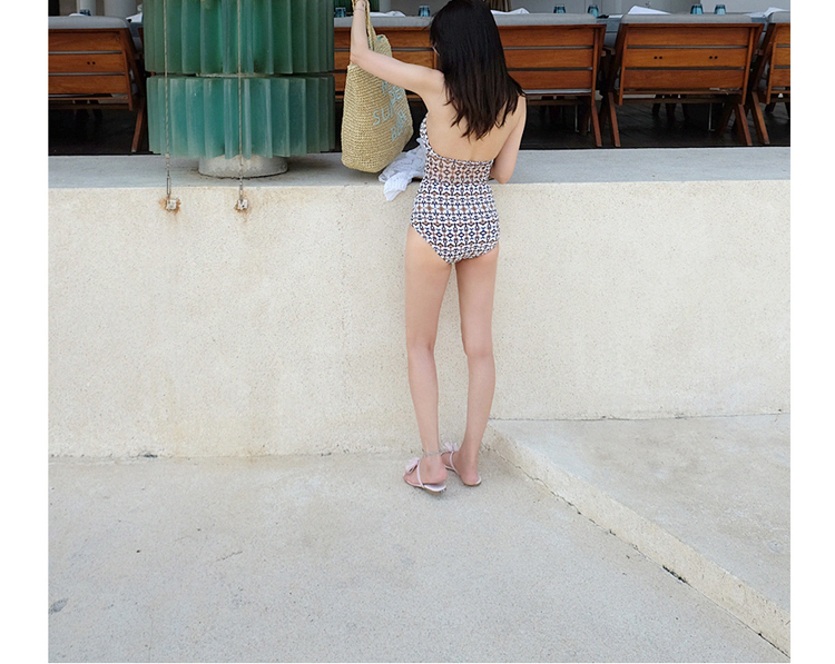 Áo tắm Hàn Quốc mới gợi cảm rỗng lưng tam giác mỏng bikini Xiêm bikini nóng bỏng mùa xuân đồ bơi liền thân