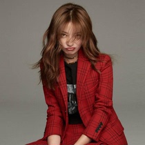 Star Zhao Wei Prince Wen the same plaid small blazer womens fashion long-sleeved suit pleated skirt two-piece suit