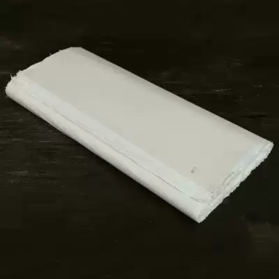 The shopkeeper recommends a large four-foot white white skin paper, semi-cooked paper, calligraphy and painting paper