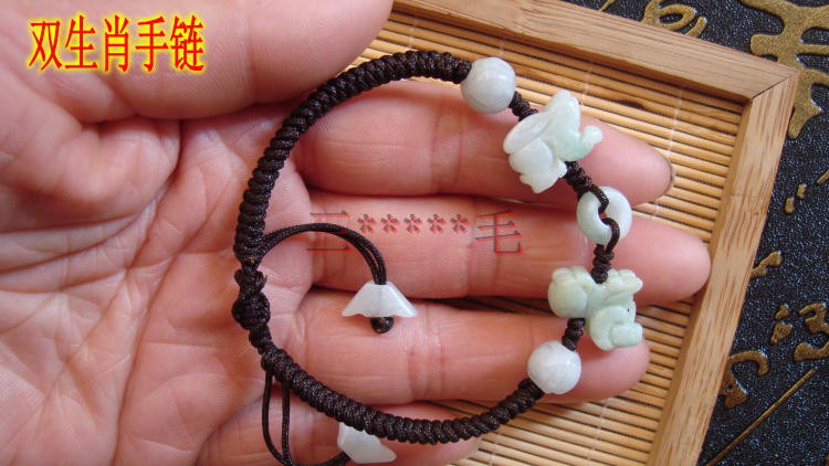 Ngọc bích tự nhiên mười hai cung hoàng đạo vòng tay vòng chân DIY chuột bò hổ rồng rồng rắn ngựa cừu chó mặt dây chuyền lợn - Vòng chân lắc chân nữ vàng đẹp