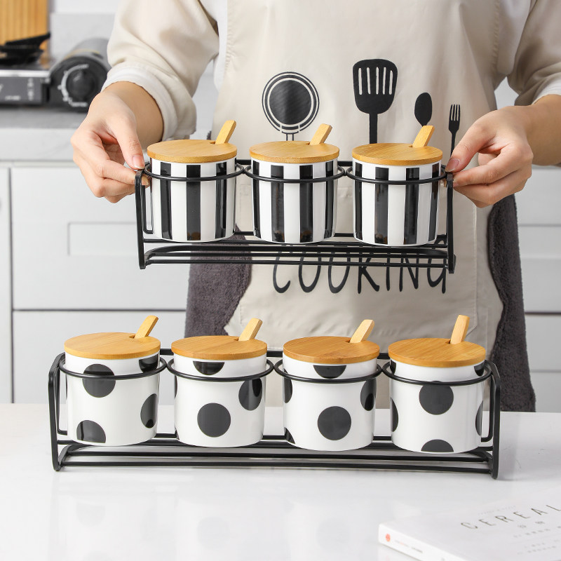 Kitchen Nordic Ceramic Concort Box Household Salt Sugar Conception Can Set Round Multiple Scoop Cap Accessories