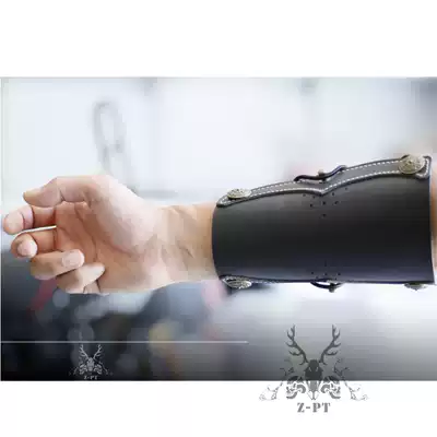 Breathable hole beauty hunting traditional anti-curved bow and arrow archery equipment handmade leather cowhide protective gear arm guard