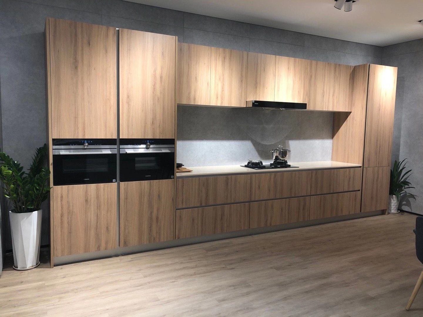 Egger door panel Feidnai Fei Delai door panel original imported 22 thick 45 degree inclined handle