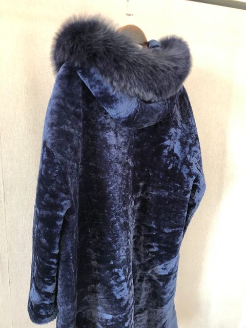 Ladies mink grade ໄມ້ໄສ້ sheep sheared fur ປະສົມປະສານ fox fur collar sapphire ສີຟ້າສູງທີ່ສຸດ fur ການຄ້າຕ່າງປະເທດຄໍາສັ່ງຕົ້ນສະບັບ