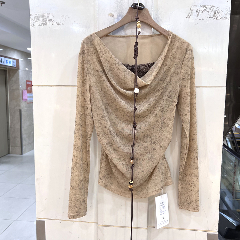Han Yixue 26209 Fashionable Versatile Beaded Lace-Up Waist-Cinching Lace-Trimmed Ruffled Shiny Silk Blouse Top Han Yixue 26209 Fashionable Versatile Beaded Lace-Up Waist-Cinching Lace-Trimmed Ruffled Shiny Silk Blouse Top