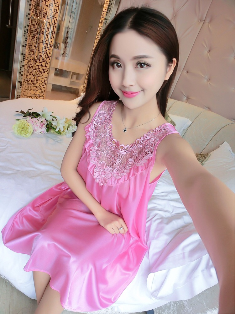 Đồ ngủ của phụ nữ ngắn tay kích thước lớn băng dài lụa mùa hè chất béo MM nightdress lỏng sexy mang thai phụ nữ mang thai nightdress sling