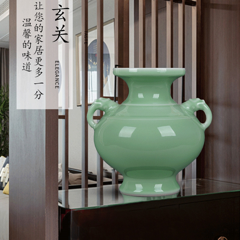 Jingdezhen ceramics antique hand shadow blue bottle of flower arranging rich ancient frame wine sitting room adornment home furnishing articles