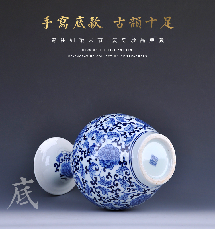 Jingdezhen ceramics antique hand - made of blue and white porcelain vase furnishing articles furnishing articles flower arrangement sitting room TV ark, home decoration