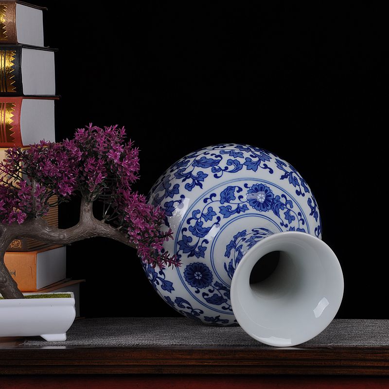Blue and white porcelain of jingdezhen ceramics decoration vase classical home furnishing articles of new Chinese style household adornment handicraft