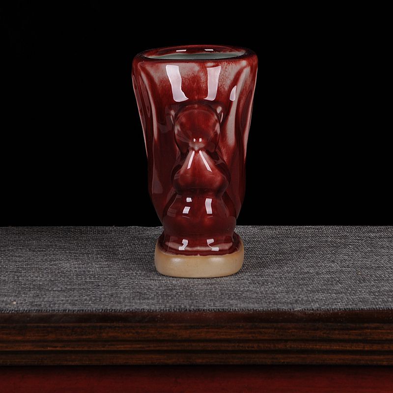 Jingdezhen ceramics new Chinese style squirrel creative gift pen container sitting room office decoration handicraft furnishing articles