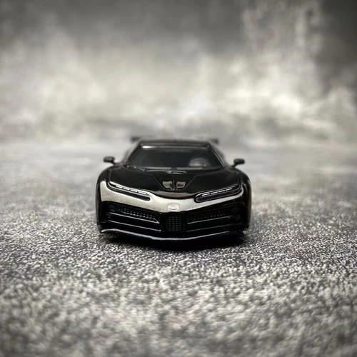 Shasha Model Minigt Bugatti Center Centodieci 110 Super Running Collection 1:64