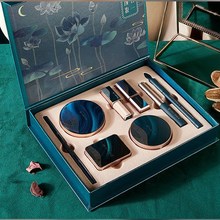 Makeup box, three colors, makeup case, eight piece set, emerald, jade, air cushion, mouth, red eye shadow