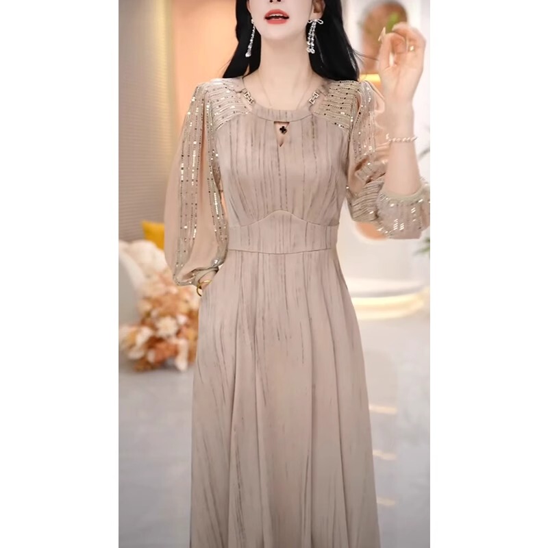 This Year's Popular and Trendy Elegant Dress for Women, Spring/Summer 2026 New Style, Eight-Quarter Sleeves, Ice Silk Sequin Waist-Cinching Dress