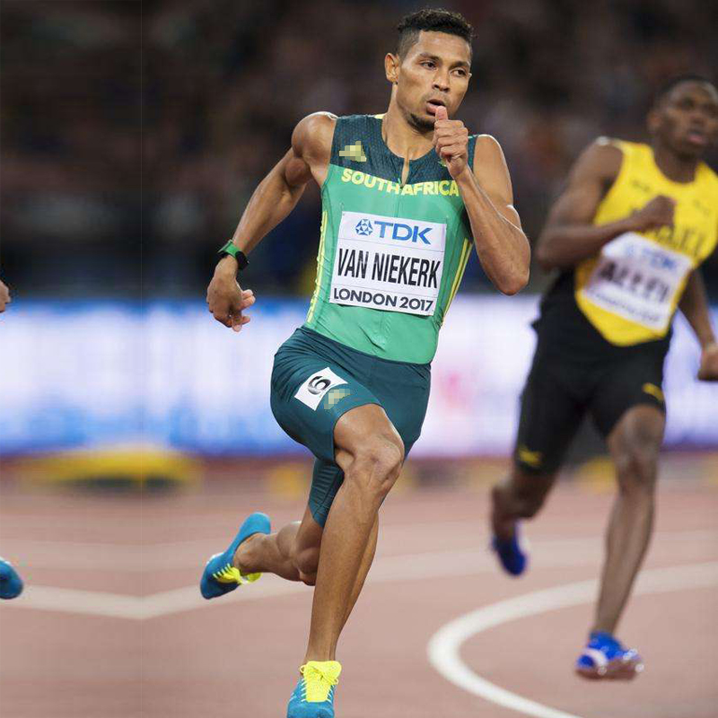 Van Niekerk South African Van Keck's 400 m sprint in a straight coat