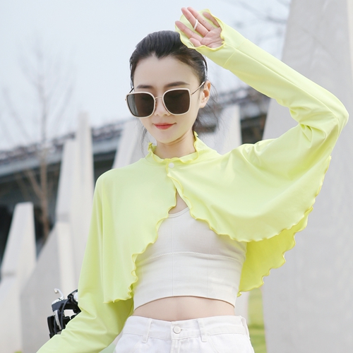 超仙短款开衫防晒衣：夏日必备，轻松驾驭女神范！🌸
