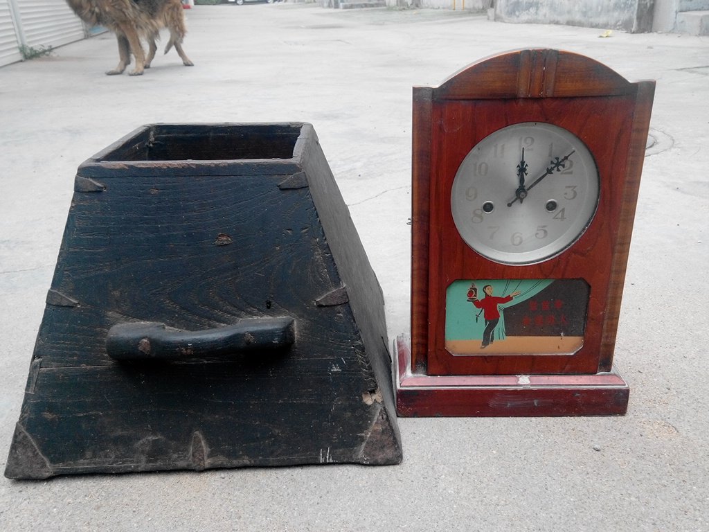 The old wooden head big bucket bag old made by hand-made old objects in the Qing Dynasty Republic of China