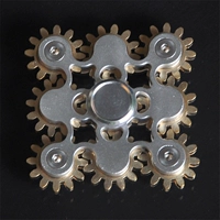 Девятьюзубленный серебряный цвет