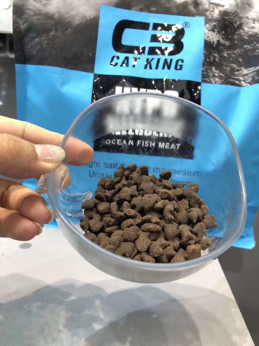 CatkingC3 thức ăn cho mèo có hương vị thịt bò 10kg thành một con mèo toàn thời gian thực phẩm kén chọn gói dịch vụ khách hàng bất ngờ - Gói Singular thức ăn cho mèo whiskas