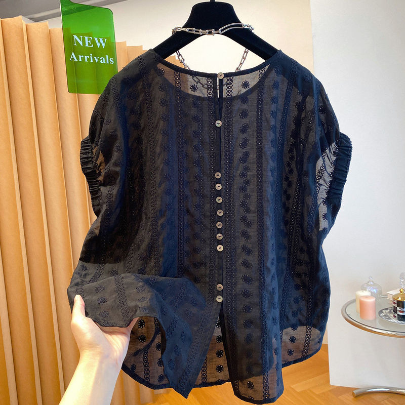 Fat Sister 150kg Plus Size Unique and Chic Black Lace Shirt for Women Summer 2026 New Commuting Short Sleeve Women's Shirt