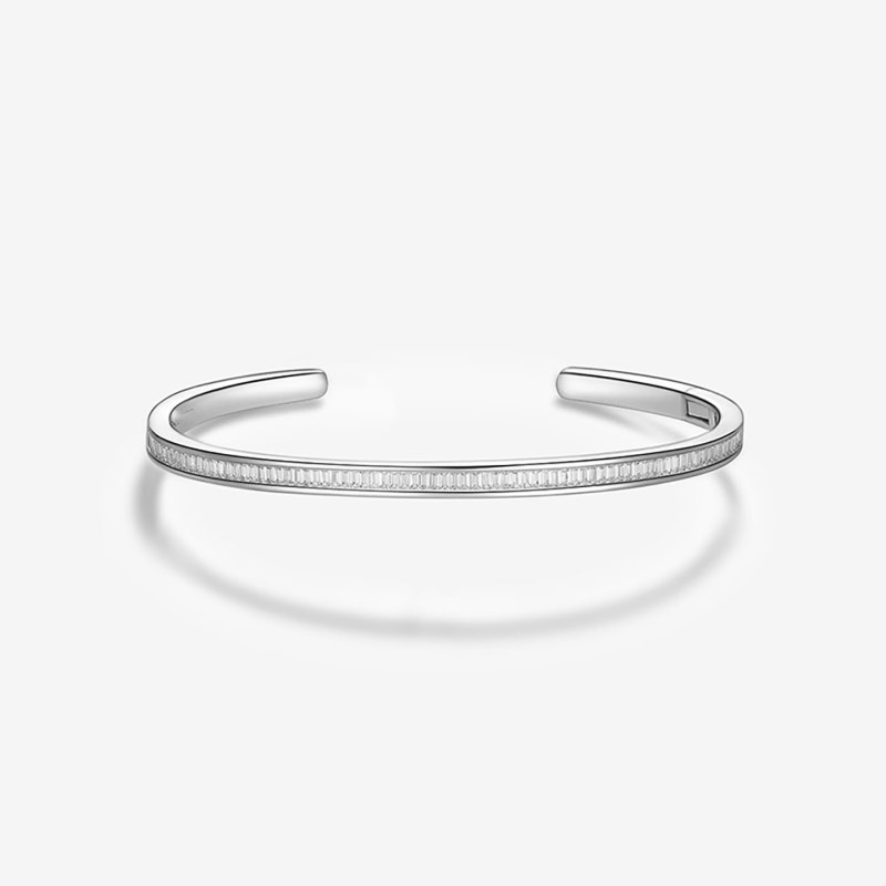 Star-Inspired Ice Crystal Bracelet, European and American Fashion Style, Personalized Trendy Jewelry, Exquisite Tennis Bracelet for Women, Open-Ended