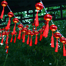 小灯笼挂饰树上场景布置室内过新年