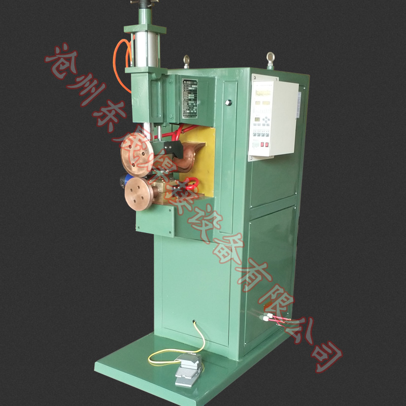 Bucket seam welding machine roll welding machine Water tower seam welding machine Pneumatic seam welding machine Roll welding machine Stainless steel seam welding machine