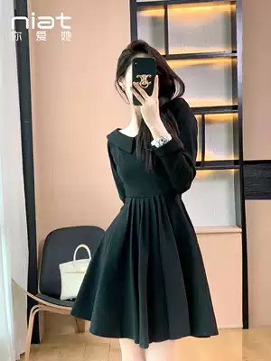 2021 new female doll collar dress Hepburn style heart machine small black dress puffy black dress early autumn winter