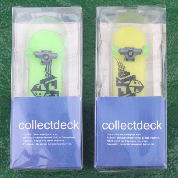 Shining Boutique Finger skateboard Mini Children Children Fingerertip Đồ chơi ván trượt Quà tặng ngẫu nhiên Sticker Quà tặng trẻ em - Trượt băng / Trượt / Thể thao mạo hiểm bánh xe patin
