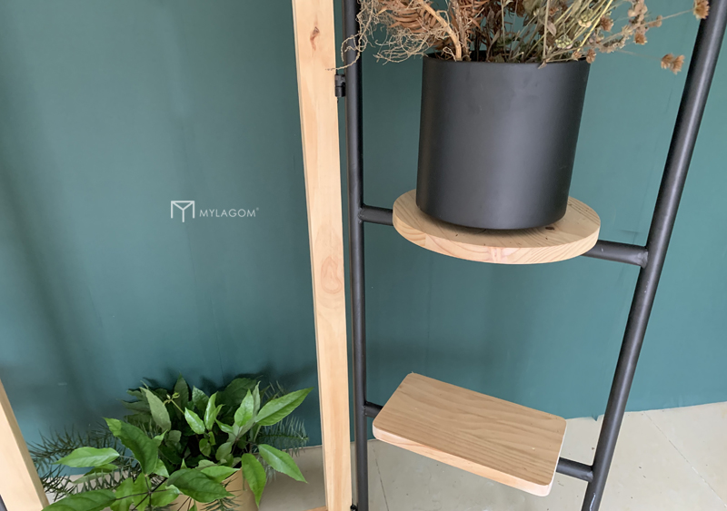 Rắn gỗ rèn màn hình trang trí nhà phân vùng gấp di động đơn giản sáng tạo quần áo giày và móc treo phong cách Bắc Âu - Màn hình / Cửa sổ vach ngan phong khach dep